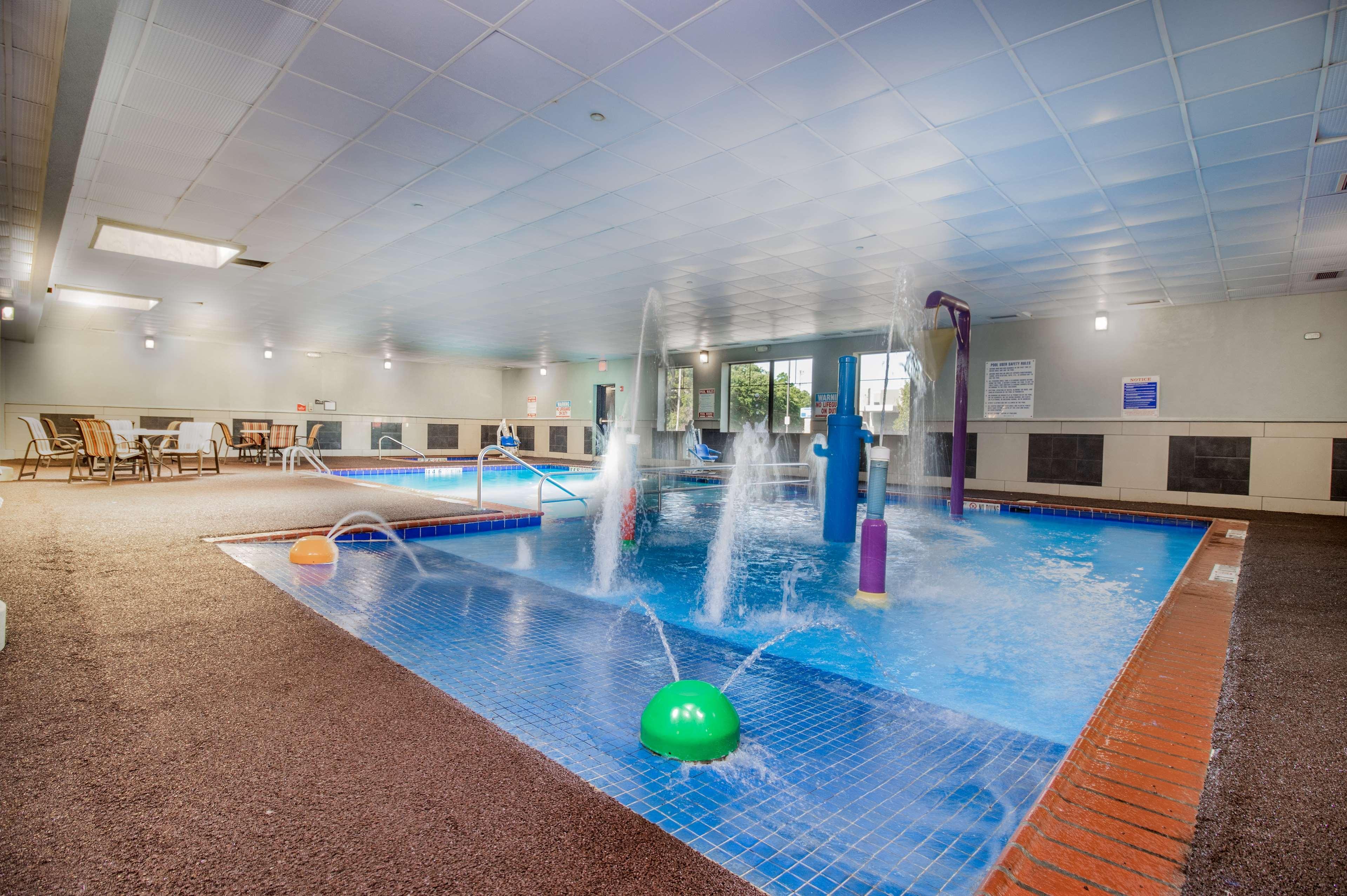 Rodeway Inn Портидж Екстериор снимка